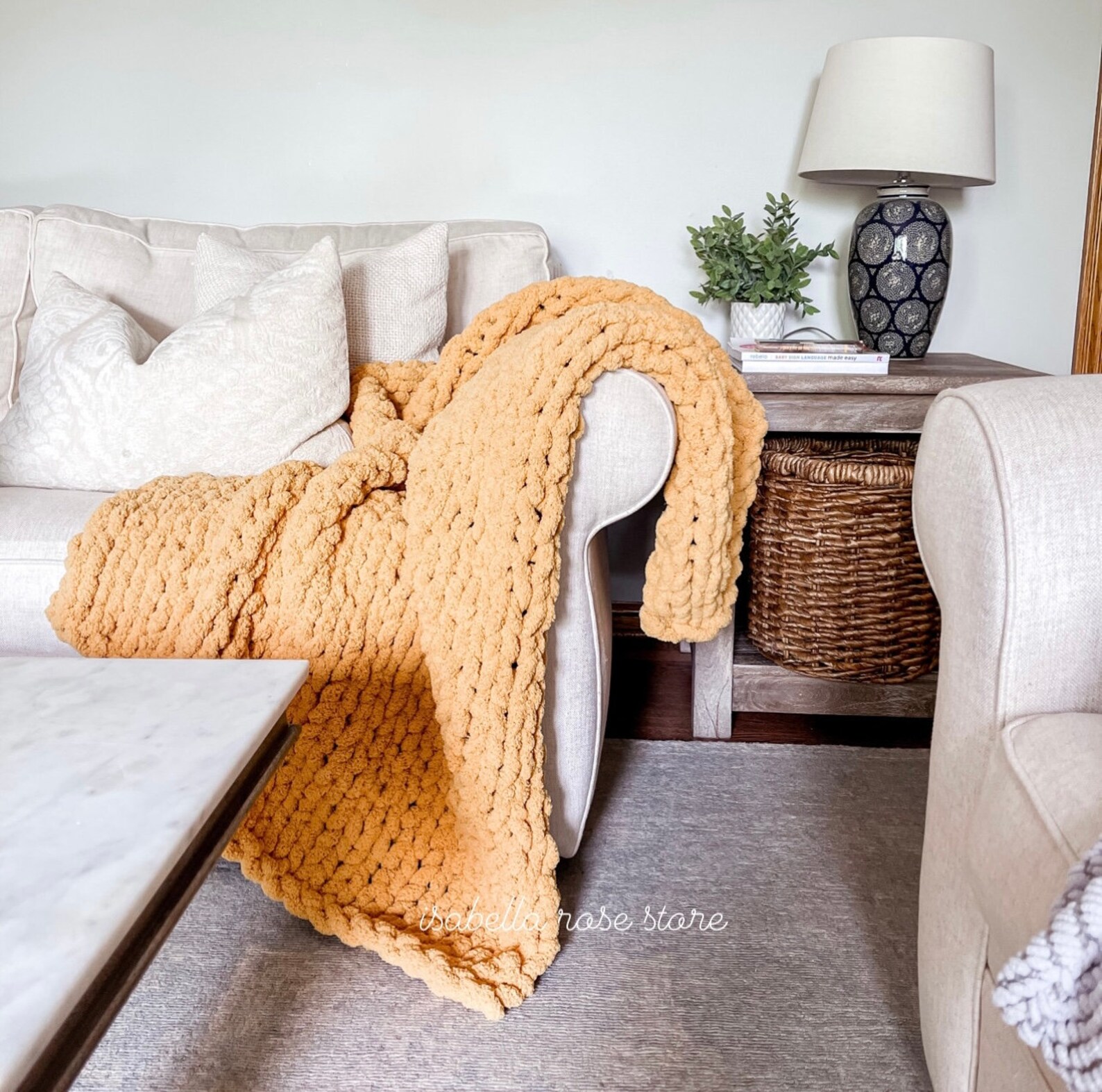 Chenille Chunky Knit Throw Blanket main image 0