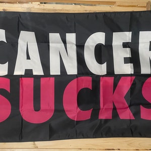 Bandera de concientización sobre el cáncer de mama ENVÍO GRATIS EN EE. UU. Cancer Sucks Pink Race For The Cure Survivor Mom Women Banner Sign Poster Single Side 3x5'