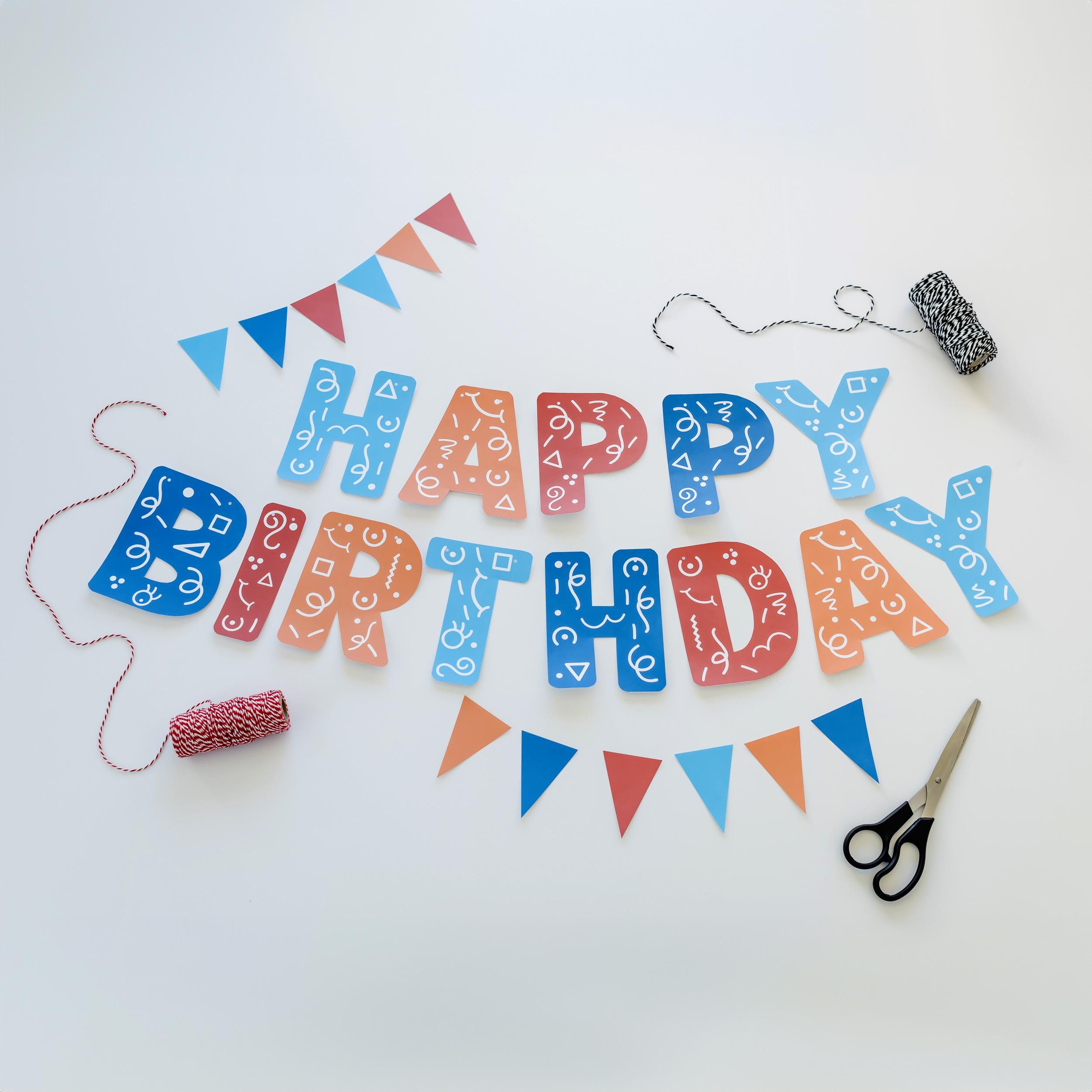 Striscione fotografico personalizzato per celebrare il primo compleanno in 12 mesi. - Italia