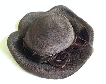 Vintage, brown, ladies hat with brown velvet ribbon on brim