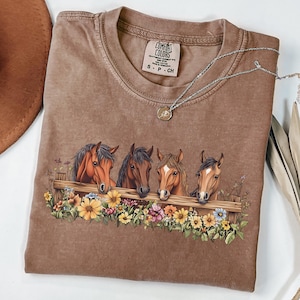 Western Shirt, Horse Shirt, Western Graphic Tee, Cowgirl Tshirt, Horse Girl T Shirt, Ranch Girl Tee, Cowboy Graphic Shirt, Rodeo Tee