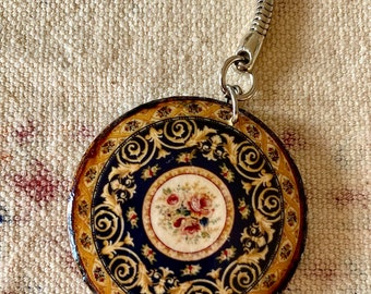 Persian keychain  handmade Wooden keychain Persian carpet keychain Persian accessories Persian gift Persian style Persian rug pattern