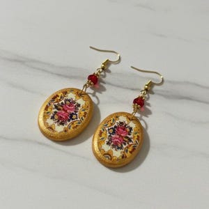 Pendientes de cerámica persas hechos a mano, joyas de azulejos persas, diseño histórico, accesorios de diseño étnico, joyas de cerámica, patrón persa
