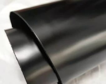 Black Oil Tanned Tooling Leather: Full Grain Leather Material