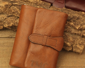 Personalized Leather RFID Blocking Wallet: Engraved Bifold Card Holder