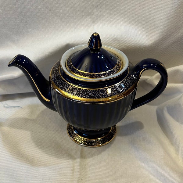 1930s Hall Pottery Teapot #083 Cobalt Blue and Gold Gilt Los Angeles Pattern 6 Cup USA