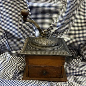 Antique Working Coffee Grinder Arcade Imperial 1800&#39;s