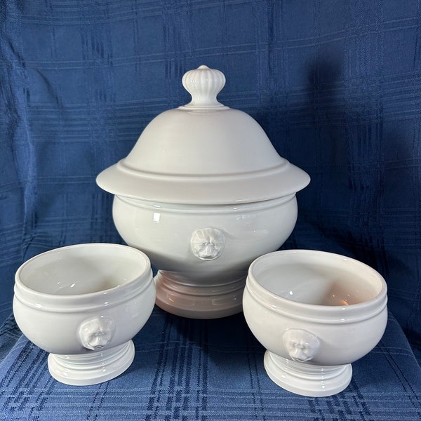 Pillivuyt Lidded Soup Tureen Set French White Porcelain Lion Head Design and/or Soup Bowls