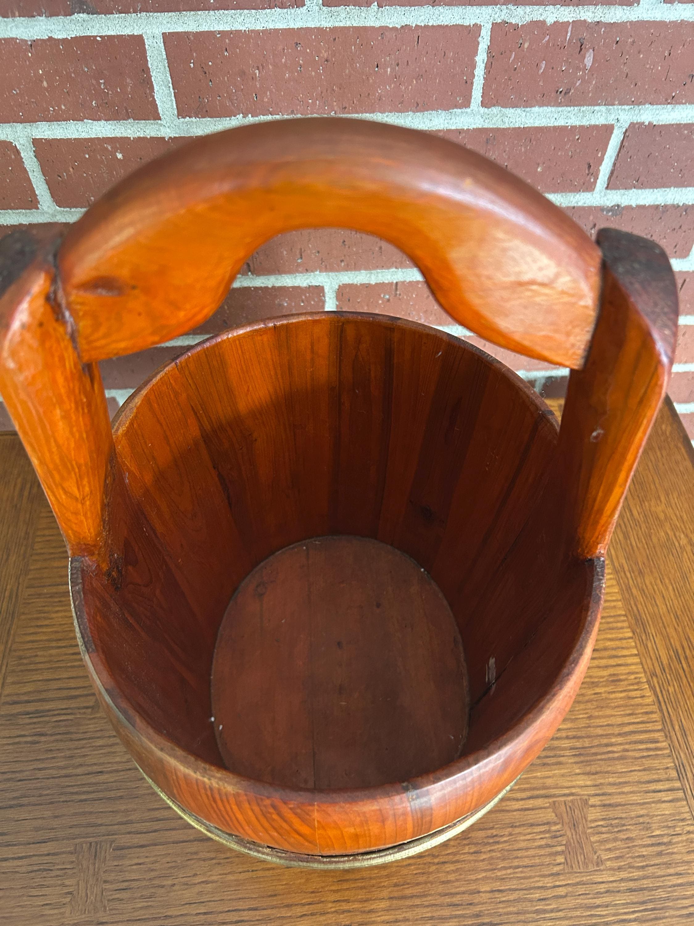 Chinese Wooden Well Water Bucket Beautifully Hand Crafted Oval ...