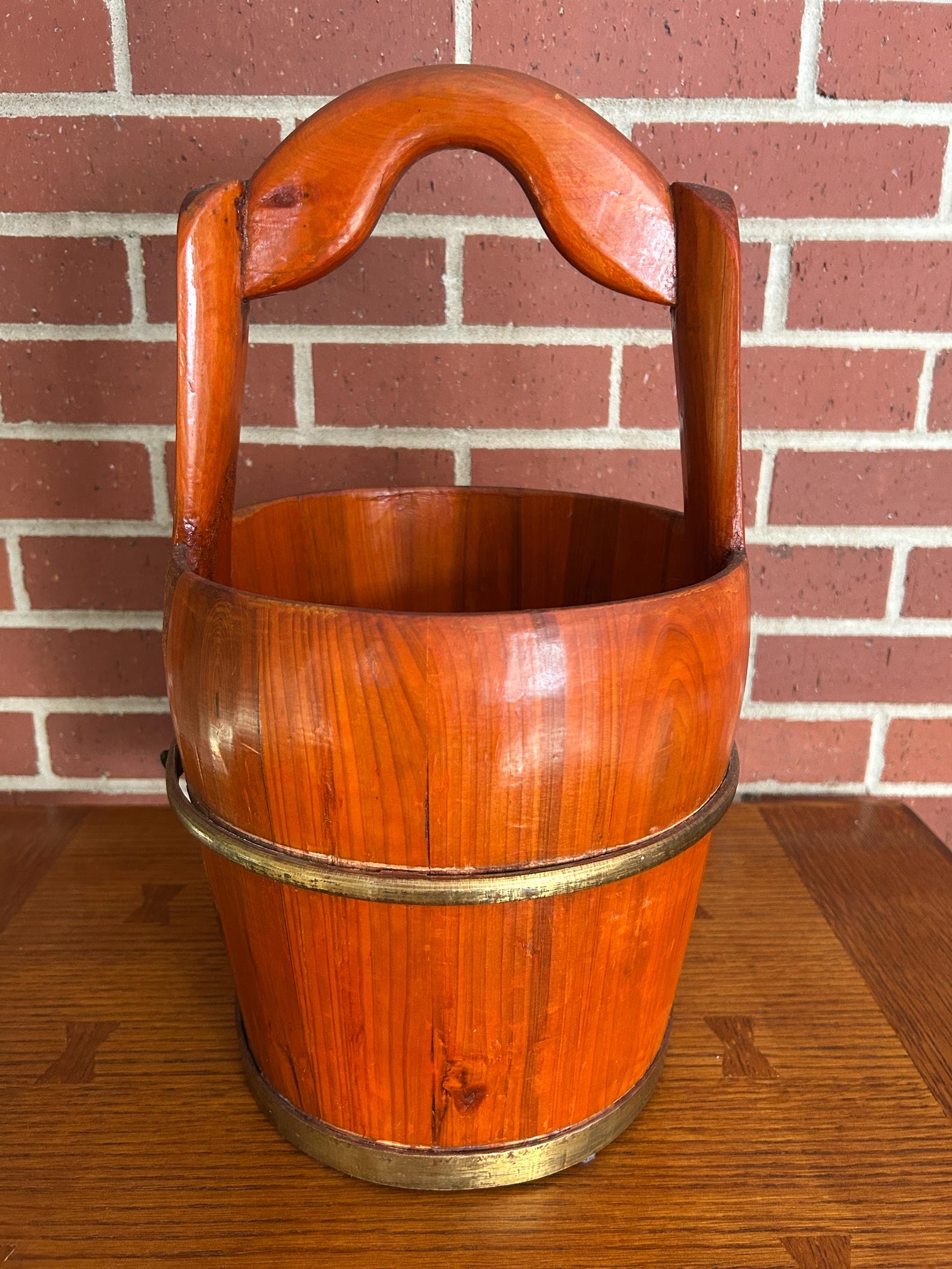 Chinese Wooden Well Water Bucket Beautifully Hand Crafted Oval ...