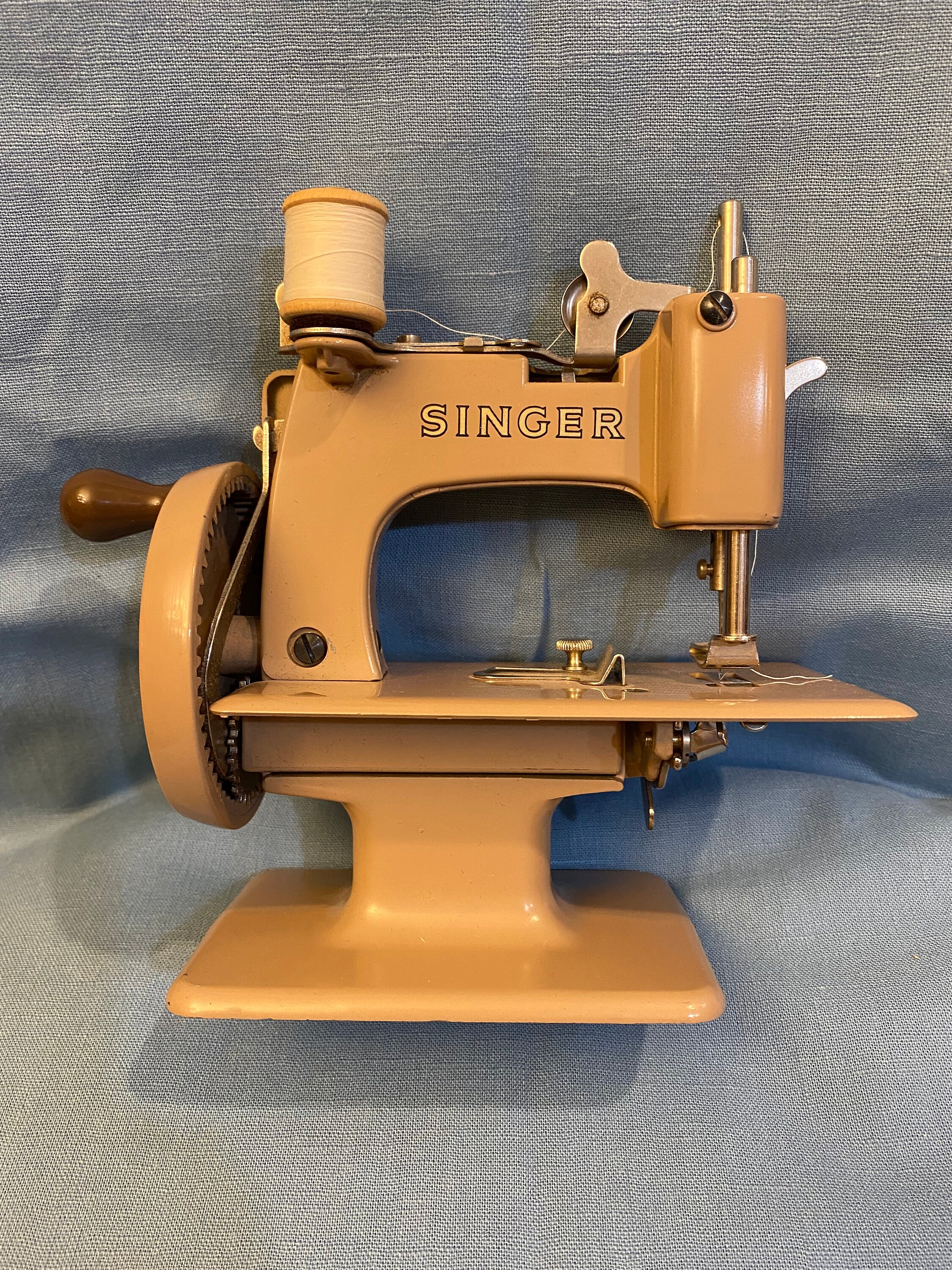 Vintage Sewing Goodies…  Kids sewing machine, Sewing machine, Vintage  sewing