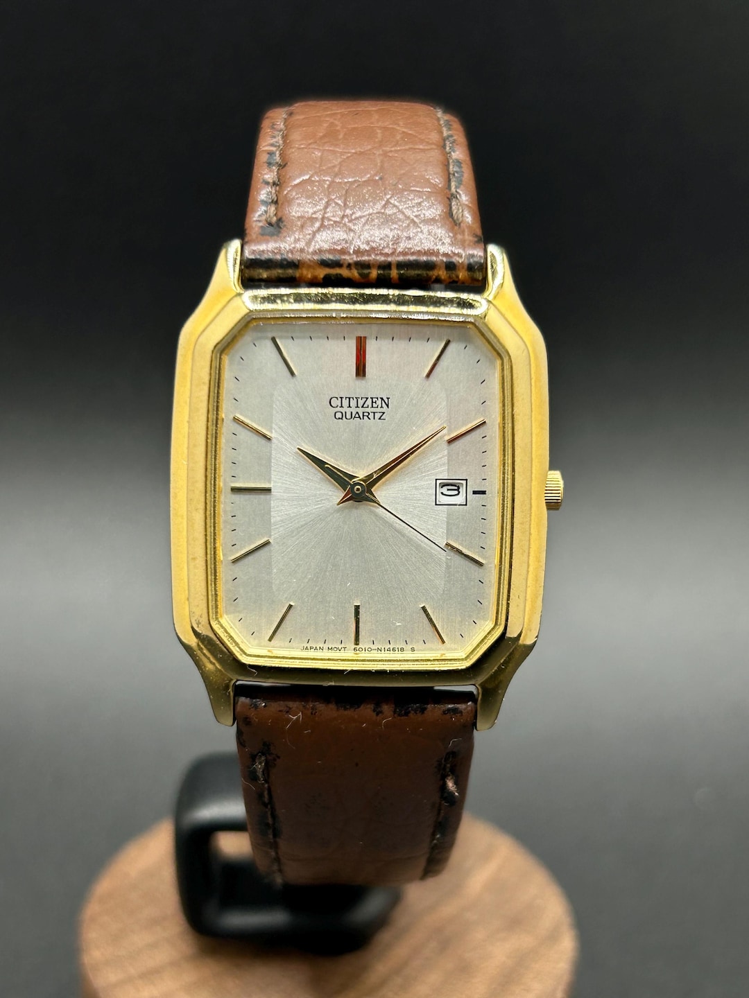 Vintage Citizen Quartz Date 6010-S36998 Slim Unisex Tank Watch