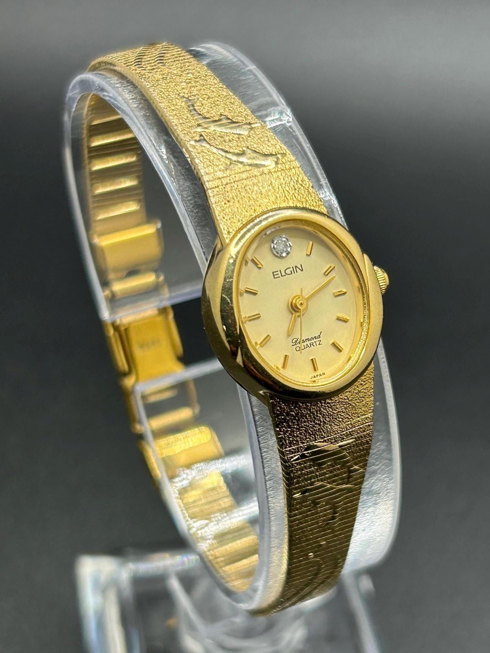 Vintage Dainty Elgin Diamond EK152-007 Gold Tone With Dolphin