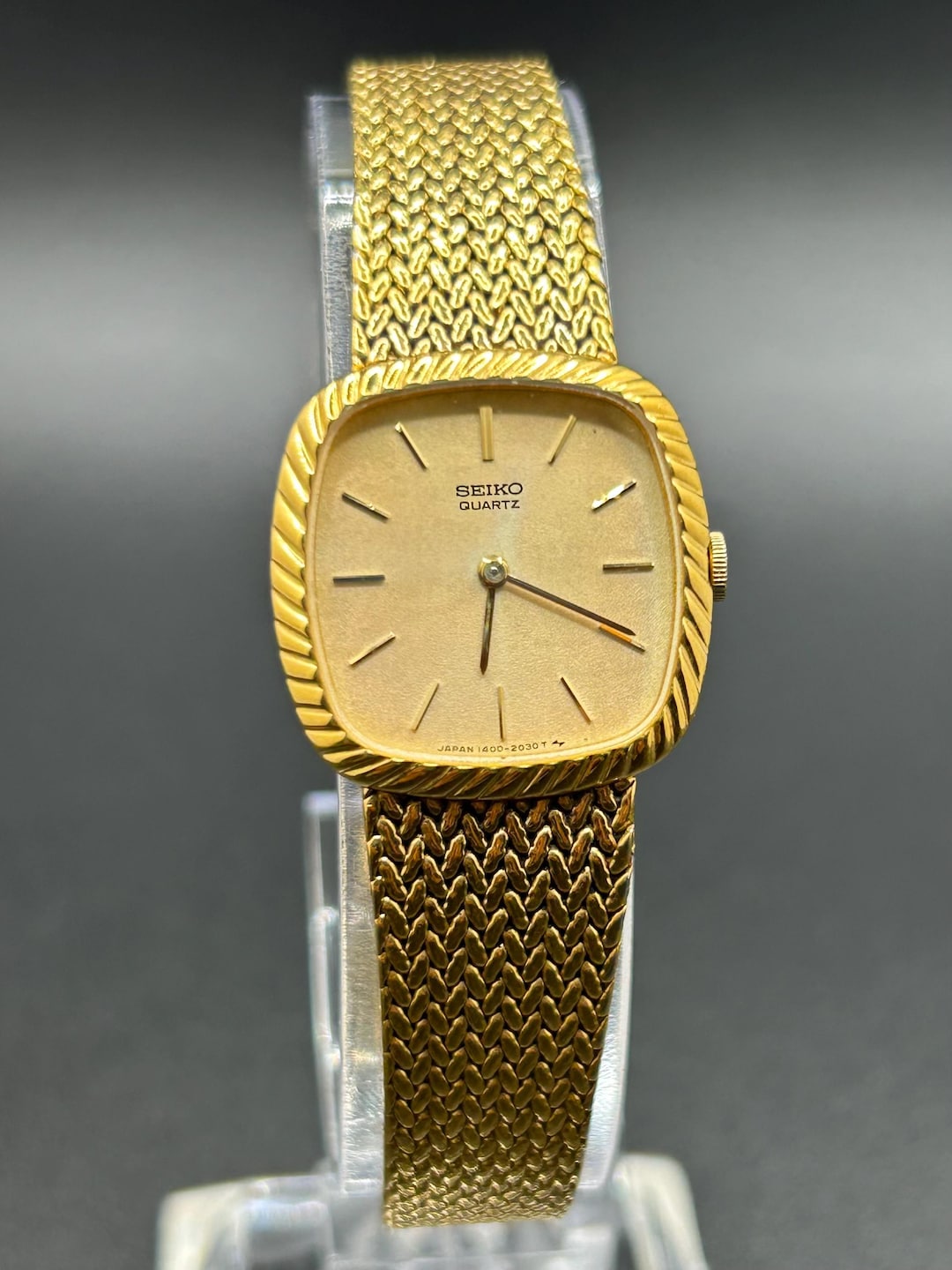 SEIKO QUARTZ シャリオ　稼働品　オリジナルベルト　1977年製 il_1080xN.7603313630_2e7h.jpg