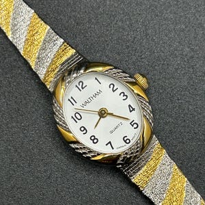 Vintage Waltham Ladies Quartz Watch Two-Tone Gold Silver Bracelet, Classic Oval Dial, Elegant Dress Watch