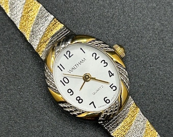Vintage Waltham Ladies Quartz Watch Two-Tone Gold Silver Bracelet, Classic Oval Dial, Elegant Dress Watch