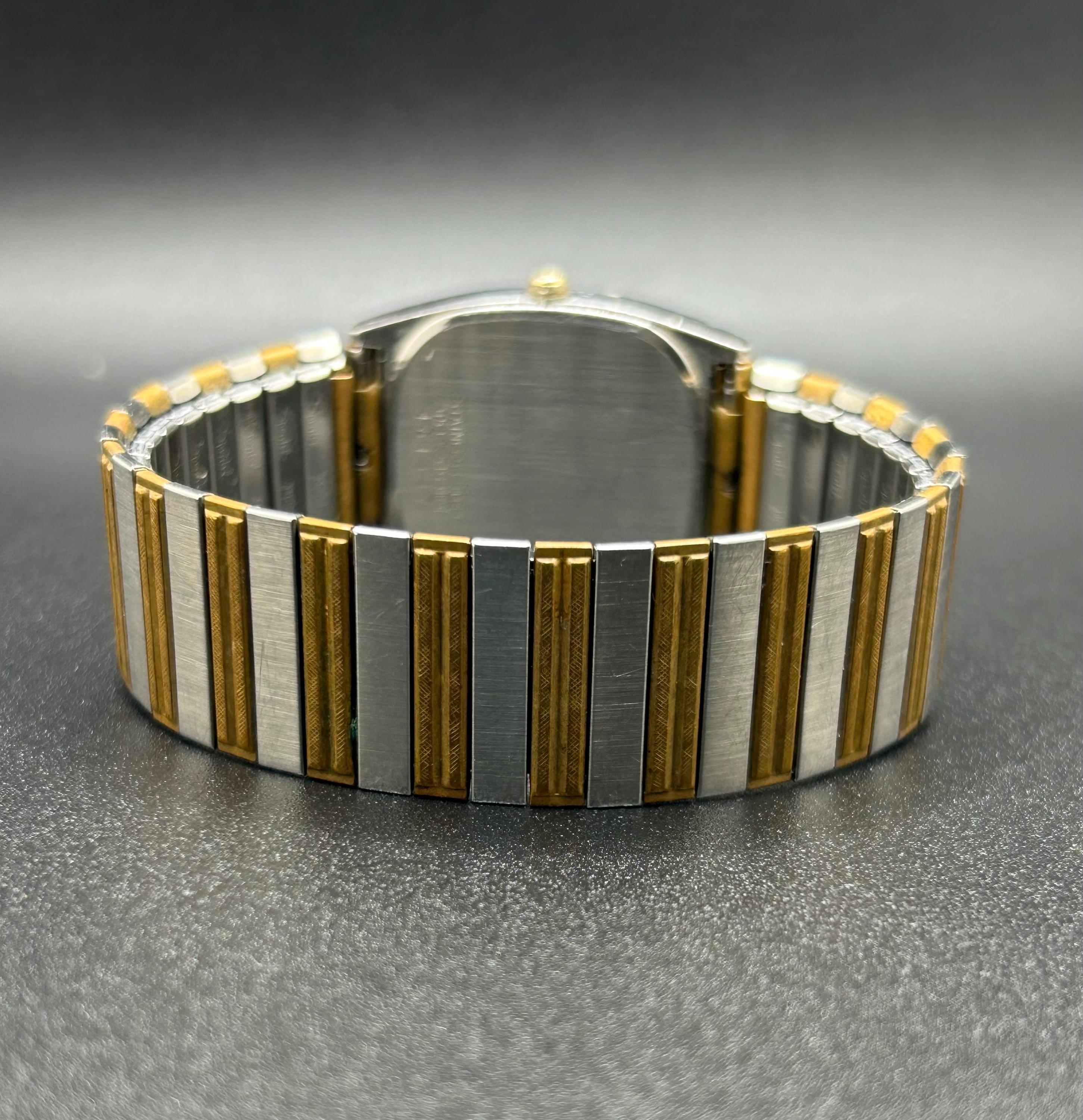 Vintage Seiko 6532-5109 Two-tone Stainless Steel With Black Dial