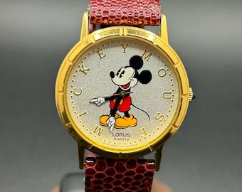 Vintage 1990s Lorus by Seiko Mickey Mouse Gold Tone Unisex Disney Quartz 30mm Watch V811-1400