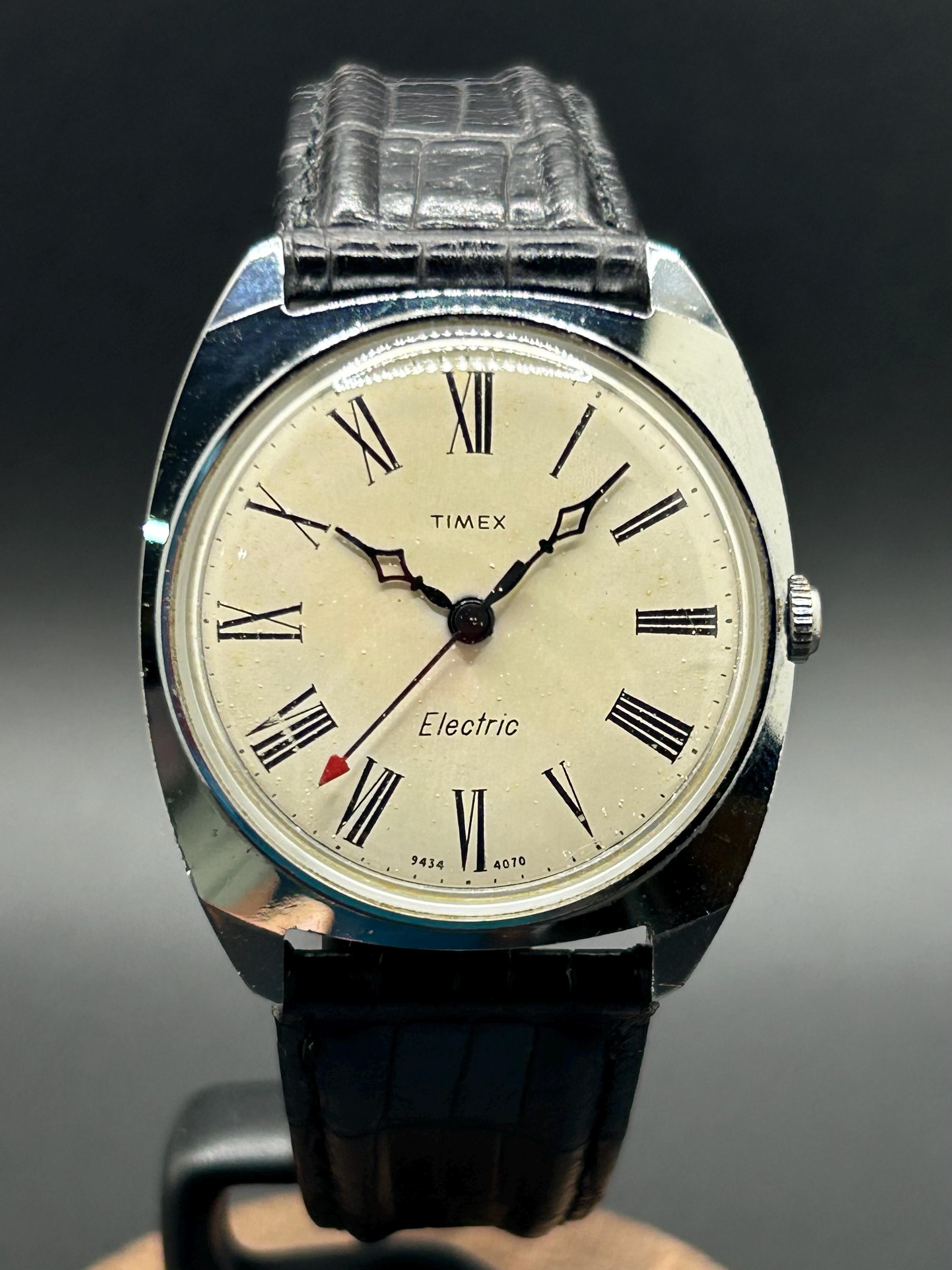 Vintage Timex Electric Men\'s Silver-Tone Wristwatch Roman Dial Expansion Band Free Shipping! Timex Men main image 2
