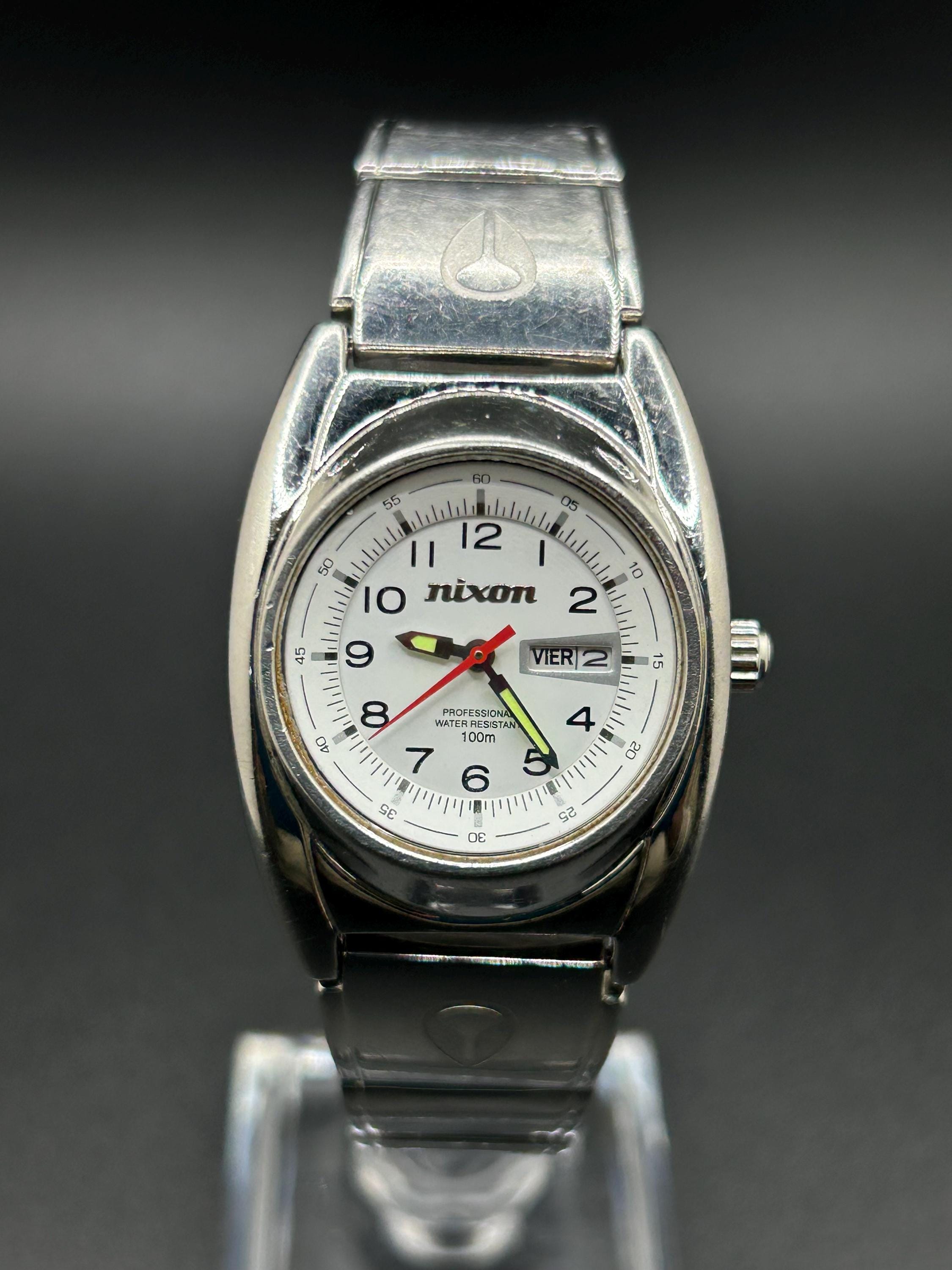 Vintage Nixon the Small Don “YOU KNOW” Women's Quartz Watch With
