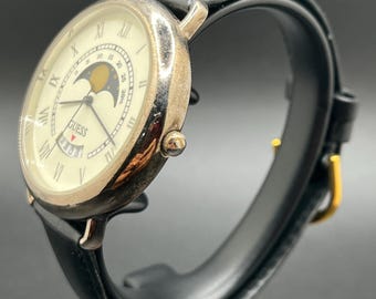 Vintage GUESS Men's Moonphase 1996 Japan Quartz Date Watch With