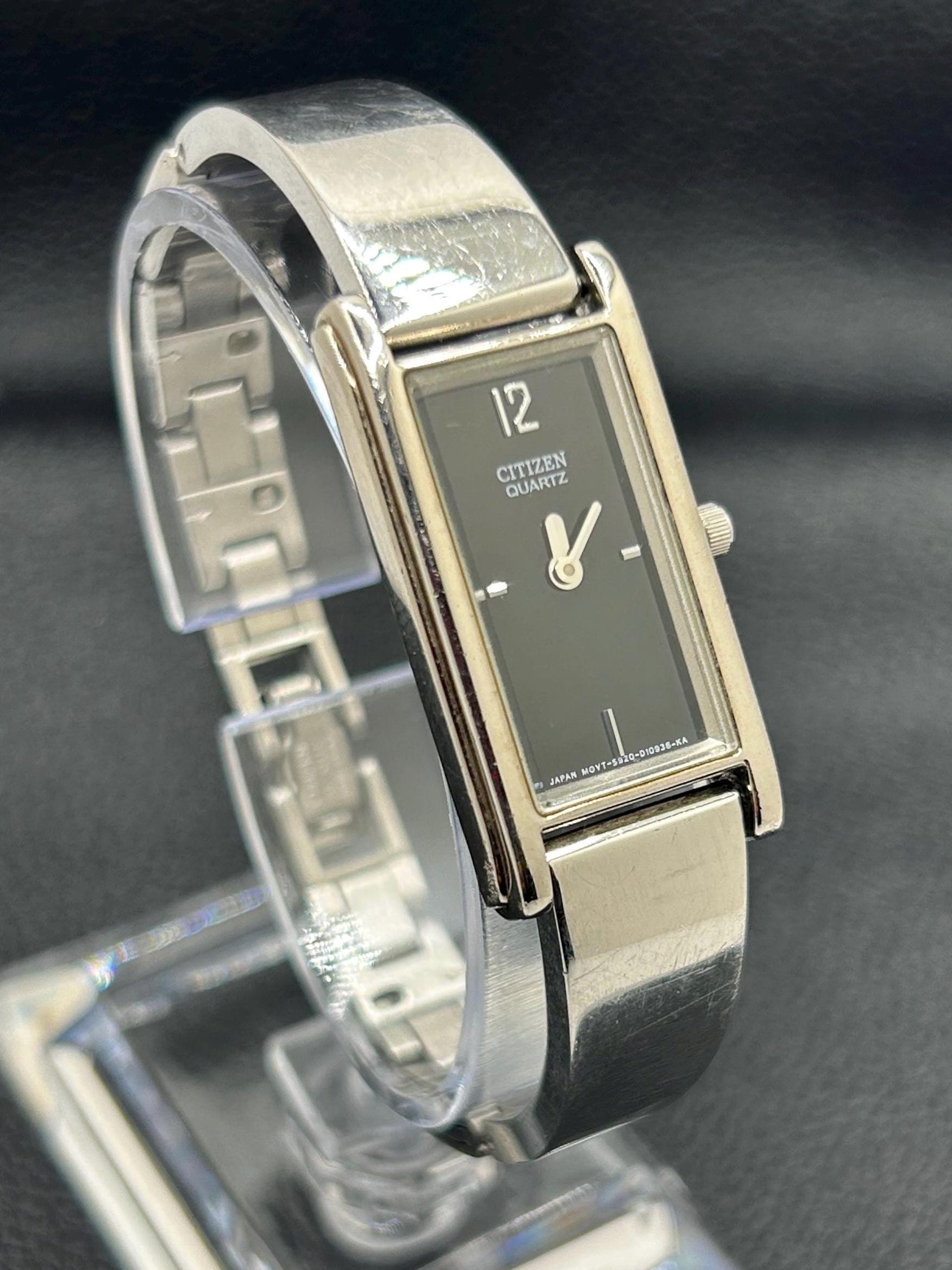 Vintage Citizen Tank Style 5920-S93665 Black Dial Women