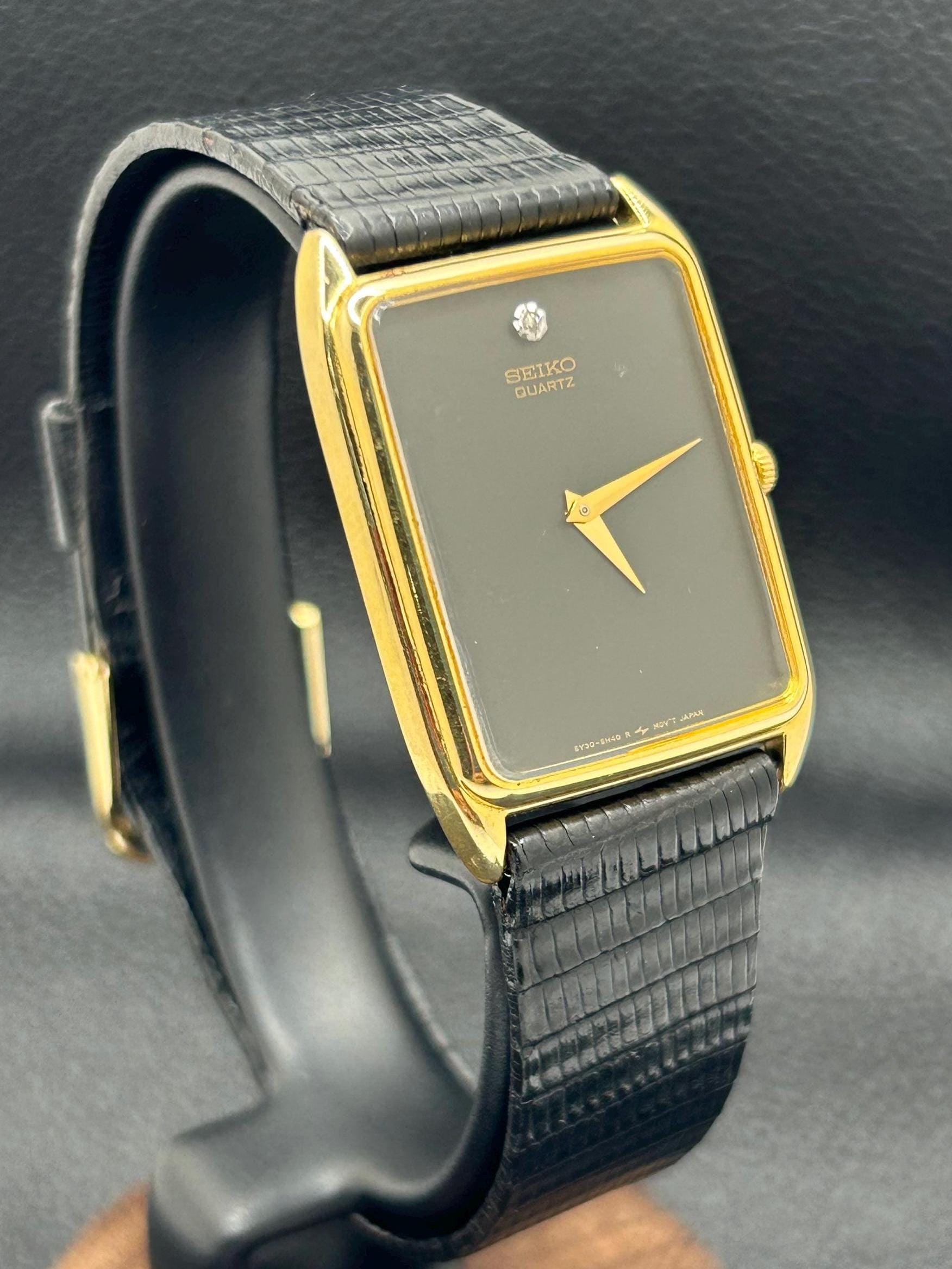 Vintage Rare Seiko 5Y30-5059 Tank Style With Black Dial Gold-tone