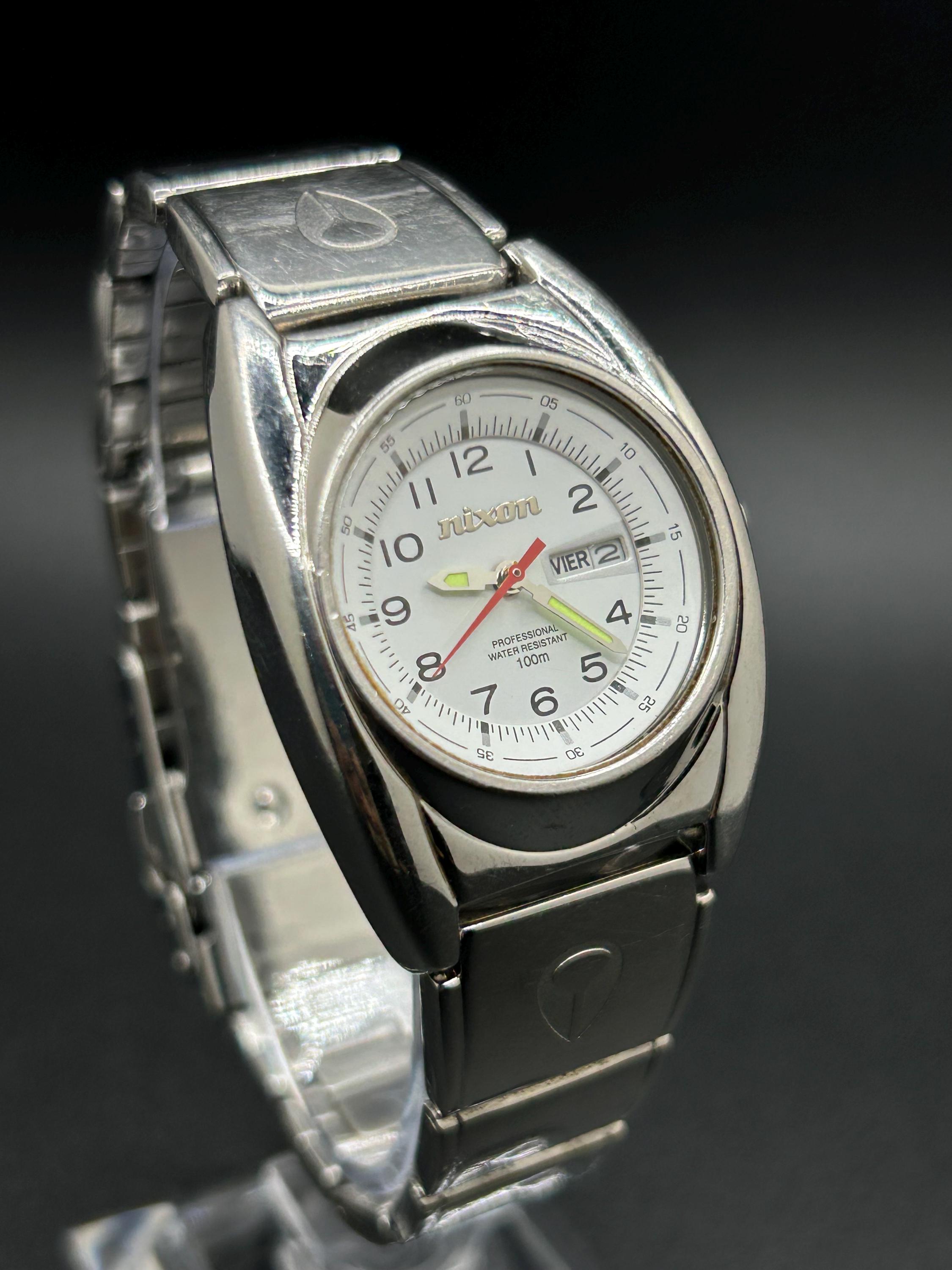 Vintage Nixon the Small Don “YOU KNOW” Women