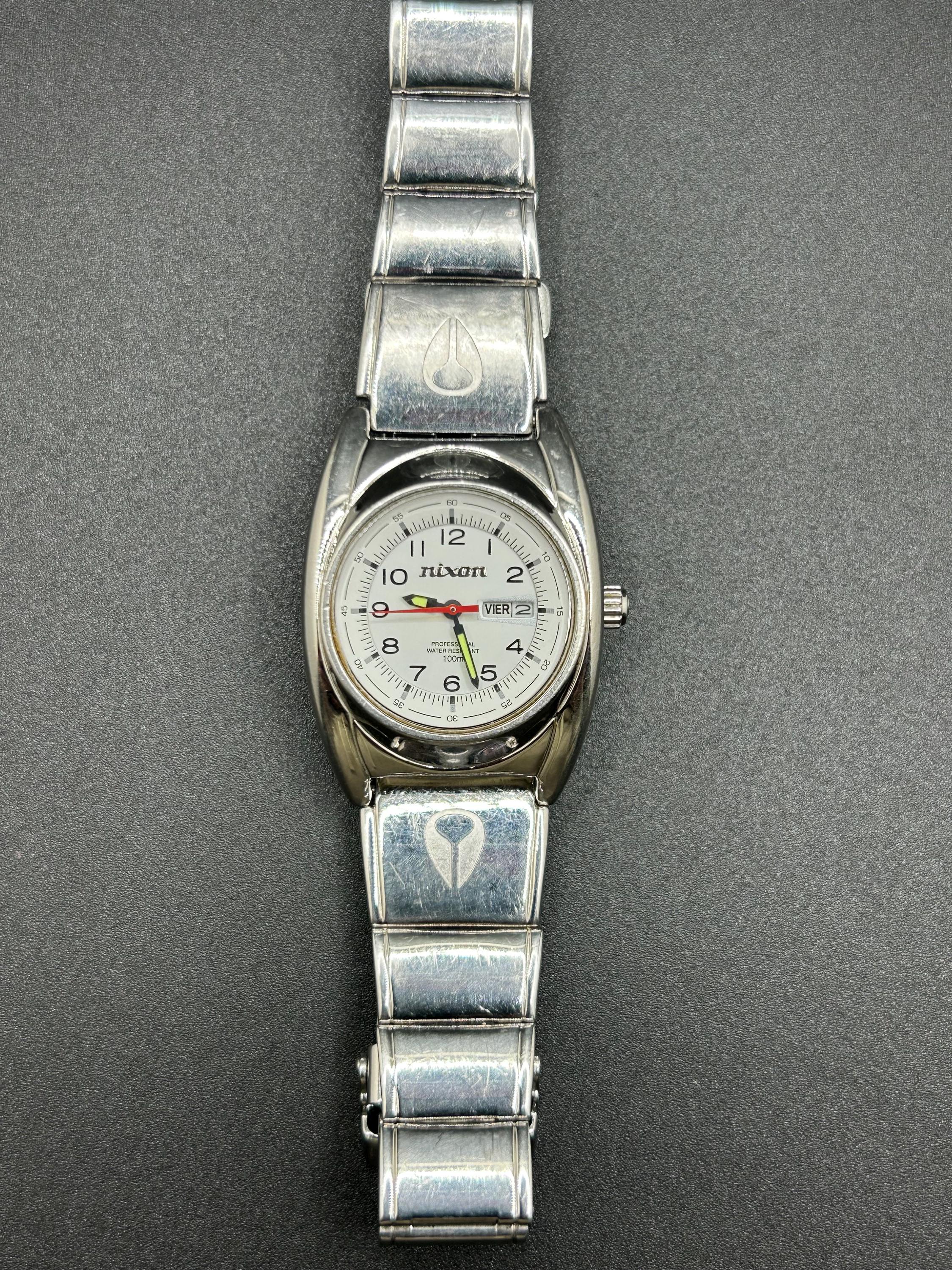 Vintage Nixon the Small Don “YOU KNOW” Women display picture 1