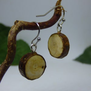 Wooden earrings: Beautiful simple maple earrings, earring wooden disc, costume jewelry