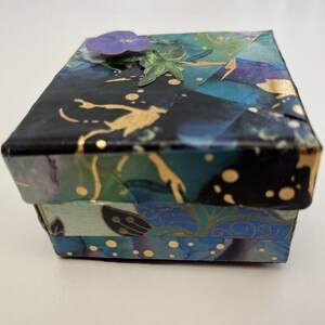 Keepsake and tins