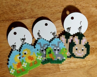 Pendientes de miniperlas con forma de huevo de Pascua