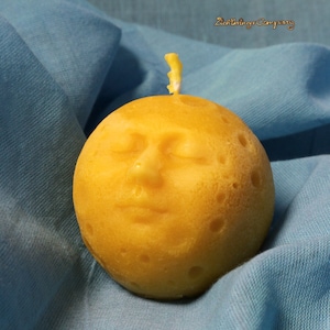 Full moon ritual candle - moon candle made of beeswax - for ritual & magic :)