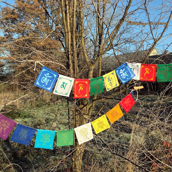 Tibetische Gebetsfahnen kurz mit 2 Motiven - aus Baumwolle, ohne Mikroplastik!