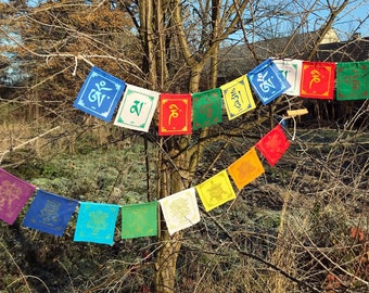 Tibetan prayer flags short with 2 motifs - made of cotton, without microplastics!