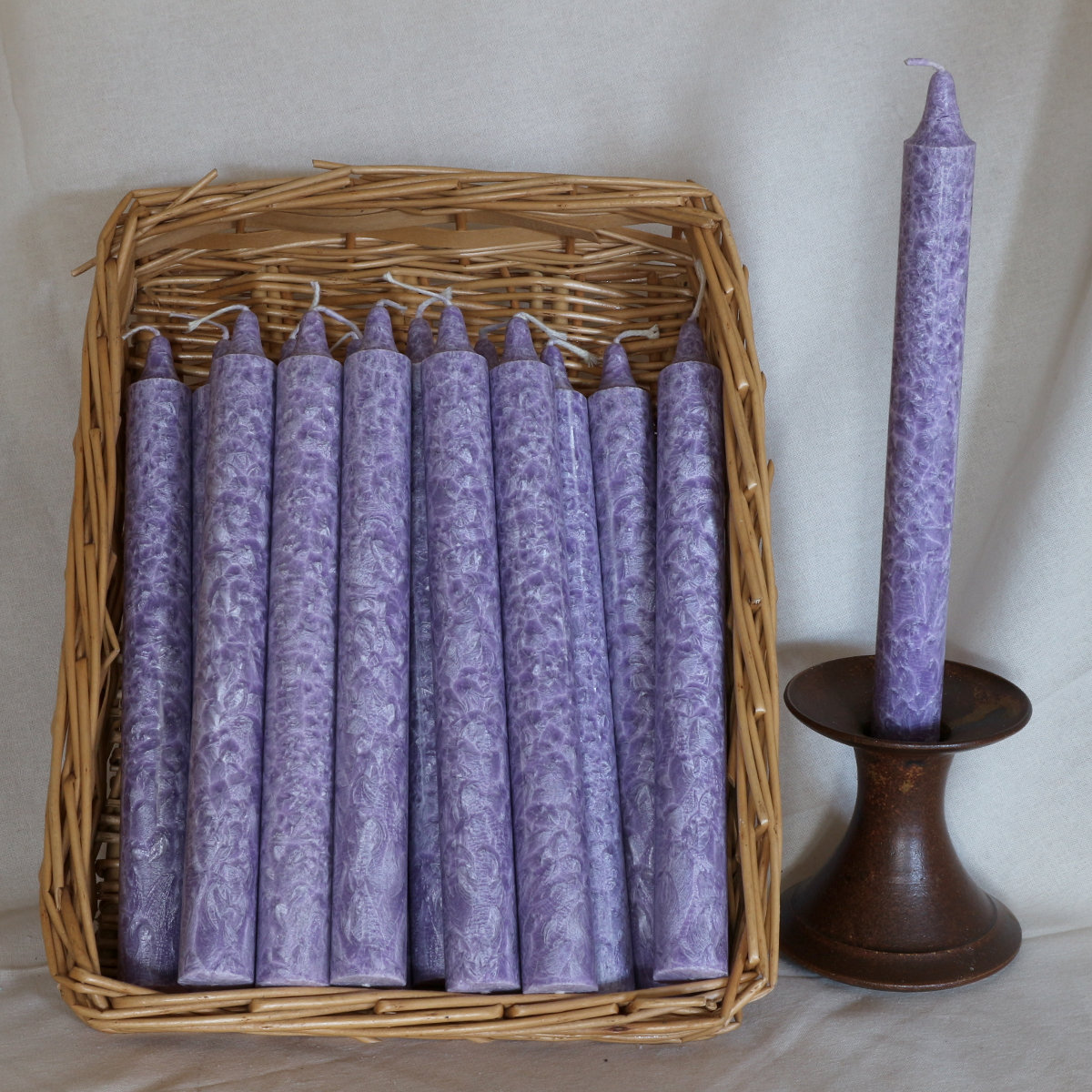 Lavender scented candle with essential oil made from plant wax - set: 3, 5 or 8 candles - vegan and natural