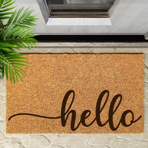 Hello Coir Doormat: Hand-Painted Welcome Mat (60 x 40 cm)