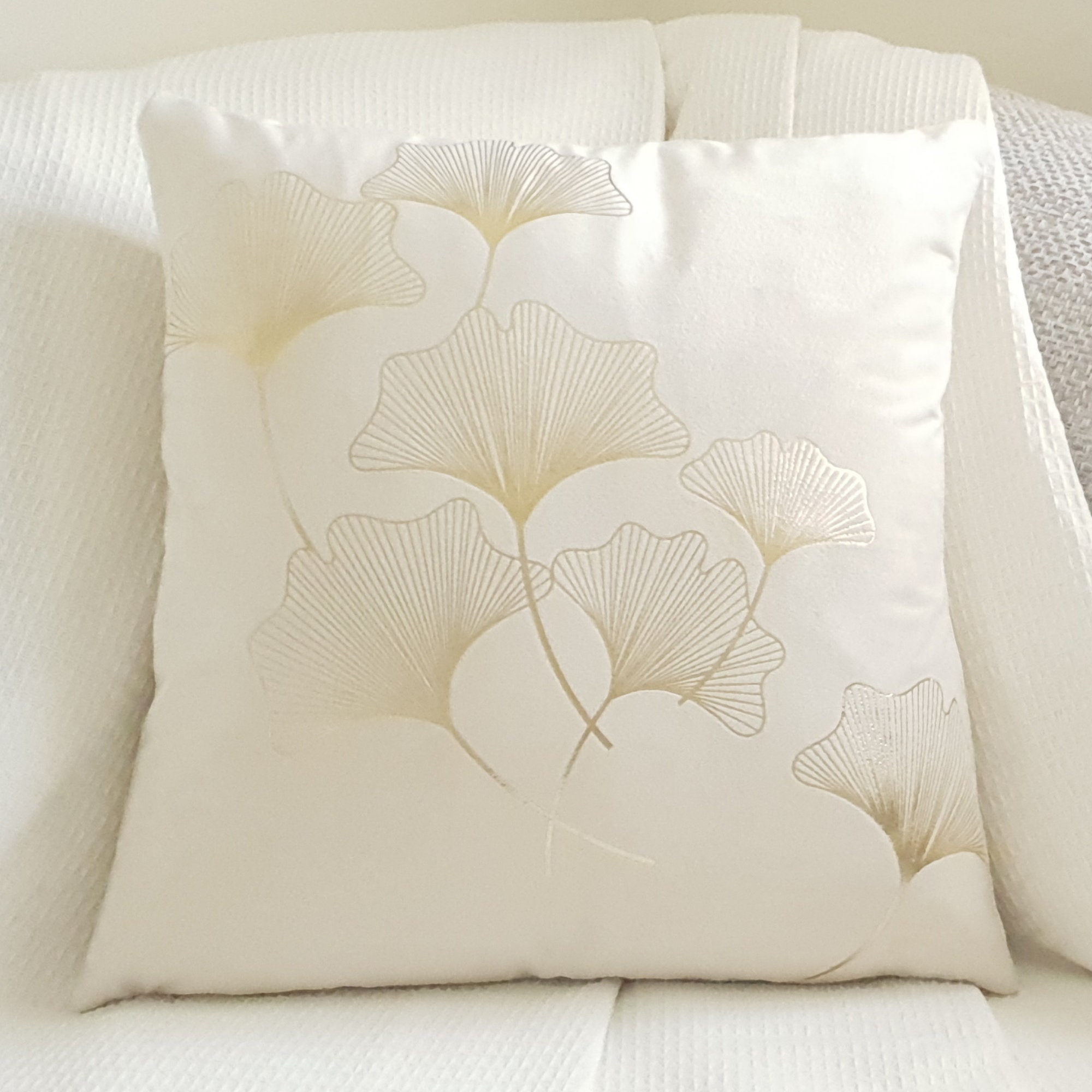 Luxury Cream & Gold Scatter Cushion Covers 18x18 Throw Pillow - Etsy UK