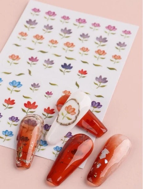 Tendenza Estiva: Adesivi Per Unghie Ispirati Agli Anni '70 - Foto 13