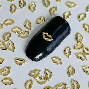 3D Gold Lips Nail Charms: Metal Kiss Manicure Tool