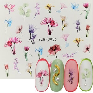 Decalcomanie ad acqua per nail art floreale: adesivi floreali primaverili ed estivi