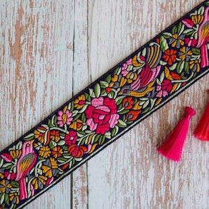 Black Pink Bird Floral Trim,Jacquard Pink Sparrow Brocade Border,Indian Brocade Lace,Boho Black Pink Trim,Bird Floral Saree Border,Price/mtr