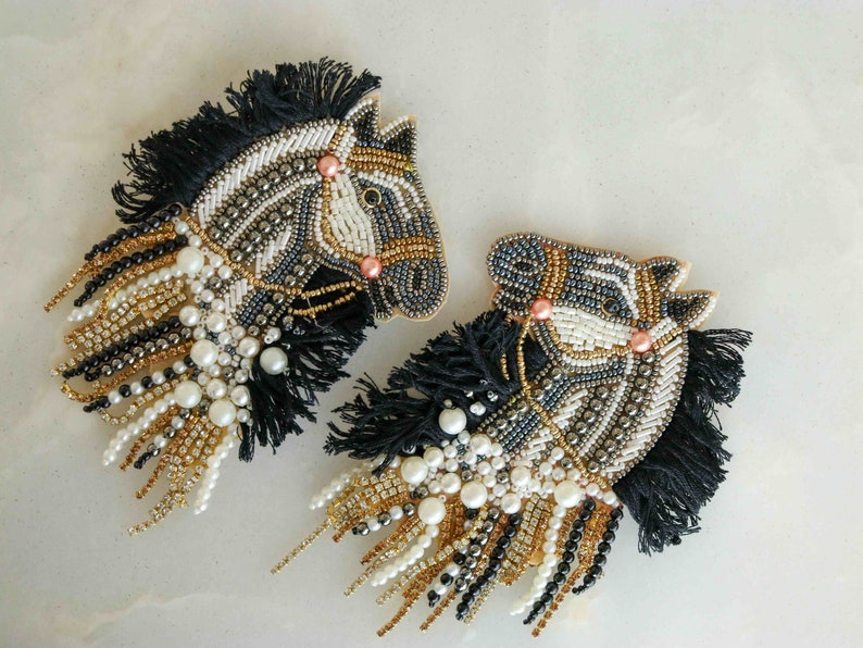 Black Spasm price White Very popular! Beaded Horse Patch embroidered applique Boh Handmade