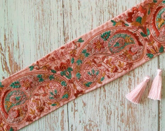 BLUEBELL Paisley Design Lace Trim TLC8 BL libre p&p BLUEBELL Paisley Design Lace Trim TLC8 BL libre p&p