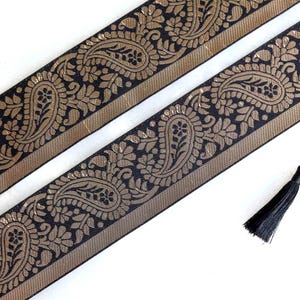 Black Gold Floral Brocade Trim, Jacquard Paisley Lace, Indian Fabric Saree Border