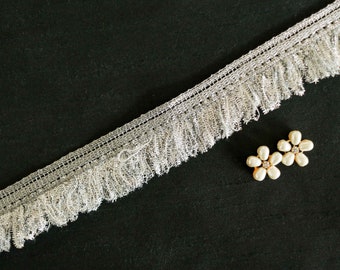 Garniture de frange Kinari à gland argentée, dentelle Gota Kiran faite à la main, bordure de dupatta indienne, frange métallique Boho Cils Belly Dancing Trim, 2 mètres