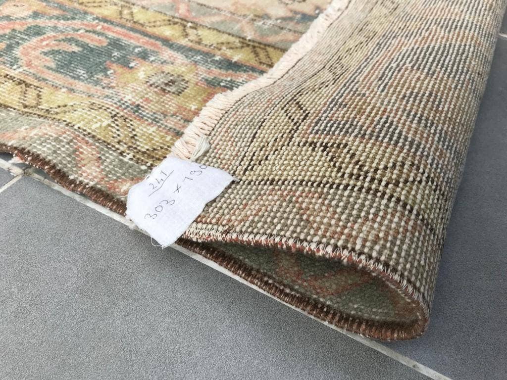 Pink area rug9'9x6'2feetpink rug living room Etsy