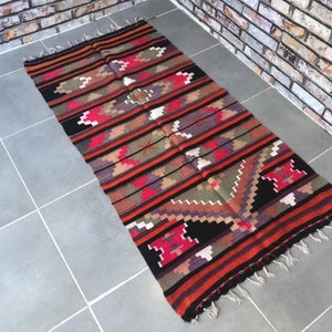 dywanik tęczowy, 4&#39;9x2&#39;6 stóp, dywan aztecki, dywanik marokański, dywan boho eklektyczny, dywan vintage, dywanik na drzwi, dywanik bohamian, dywaniki