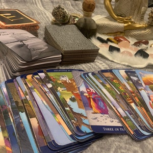 3 perguntas - RESPOSTAS RÁPIDAS ESCRITAS Tarot Love Reading