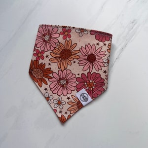 Reversible Snap on Pet Bandanas - Flowers